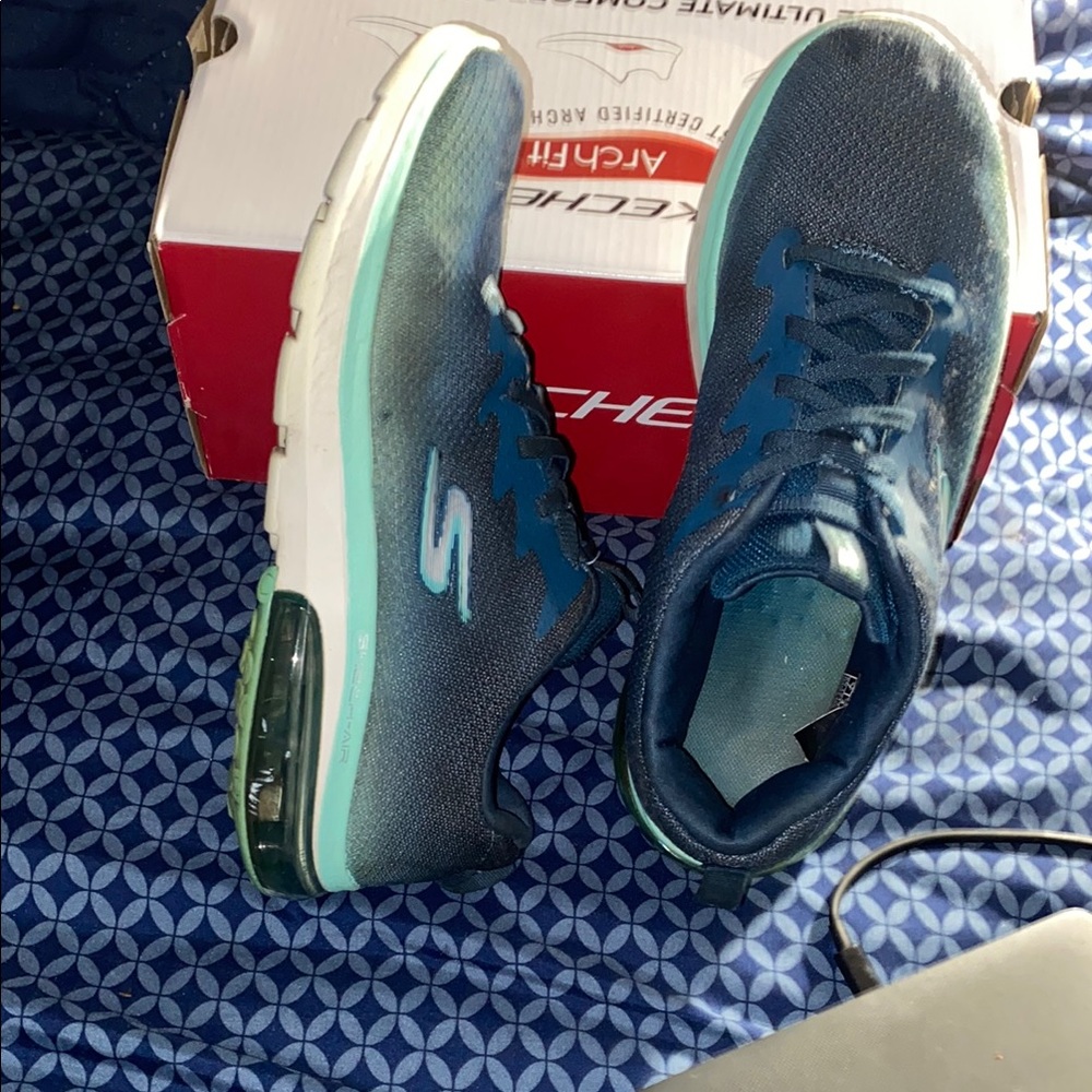 Skechers Blue Athletic Shoes